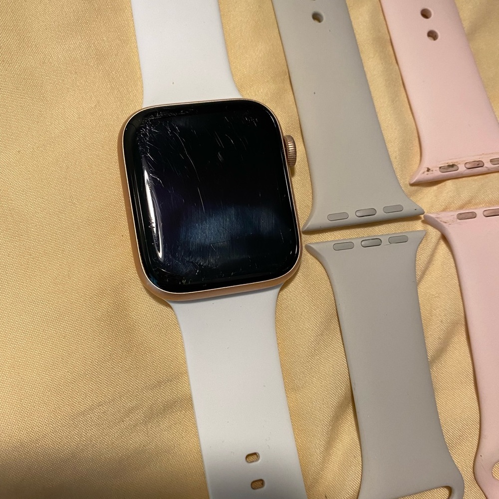 Apple series 4 44m watch